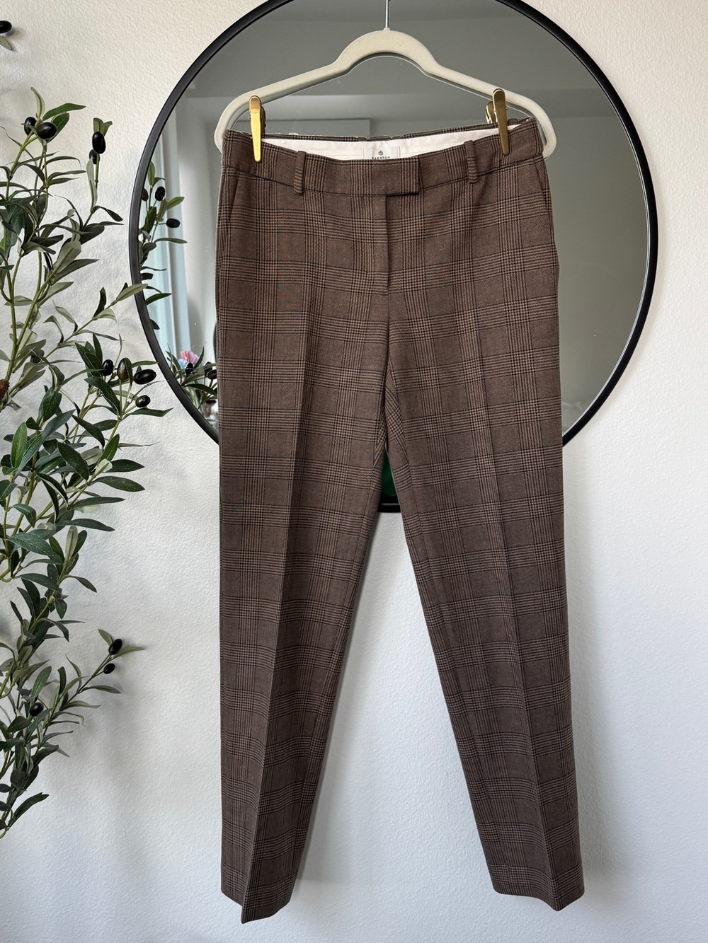 Aritzia Babaton The Effortless Brown Taupe Plaid Tailored Trousers 10